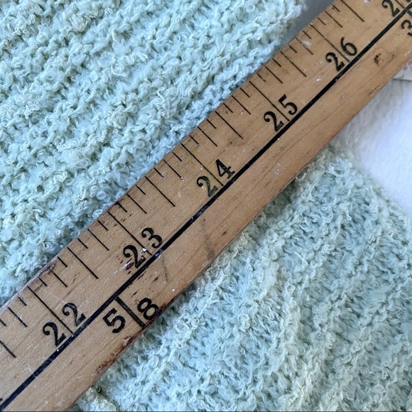 Free People NEW Seashell Crop Boxy Sweater - Picture 8 of 16